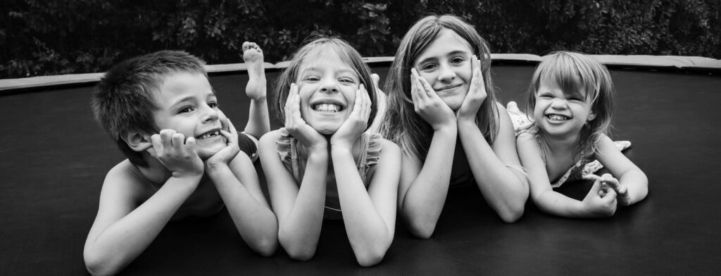 fratrie de 4 enfants